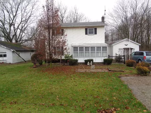 109 N Conwell Ave, Willard, OH 44890 photo 2