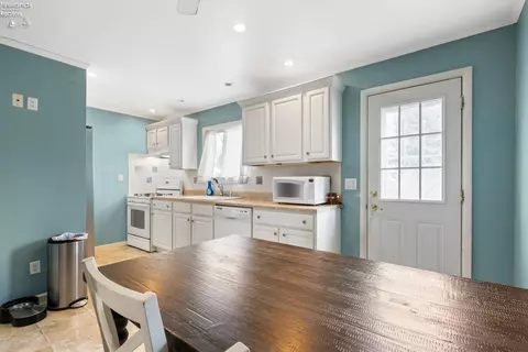 522 Washington Ave, Huron, OH 44839 photo 12