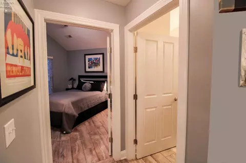 Entry Way - 3806 Windsor Bridge Cir, Huron, OH 44839 photo 2 of 2
