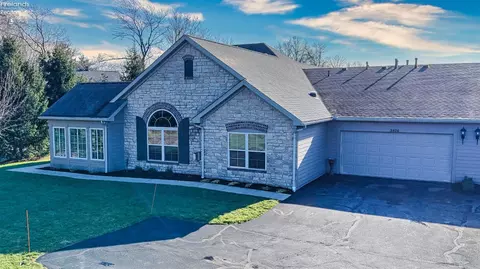 Exterior - 3806 Windsor Bridge Cir, Huron, OH 44839 photo 4 of 5