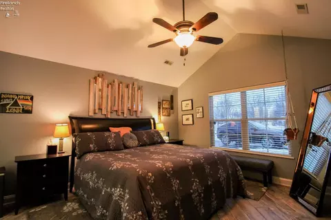 Bedroom - 3806 Windsor Bridge Cir, Huron, OH 44839 photo 4 of 7