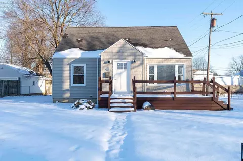 415 N Pennsylvania Ave, Fremont, OH 43420