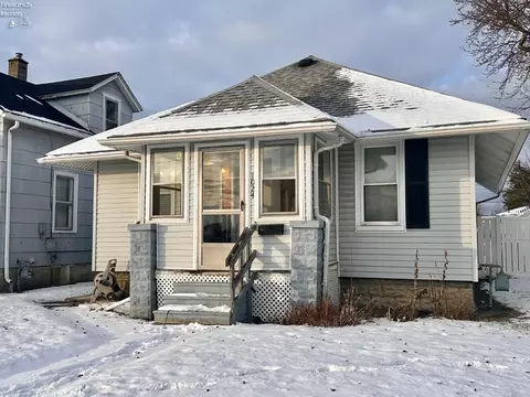 1024 Haynes St, Fremont, OH 43420