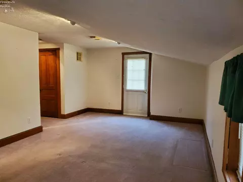 476 E Perry St, Tiffin, OH 44883 photo 17