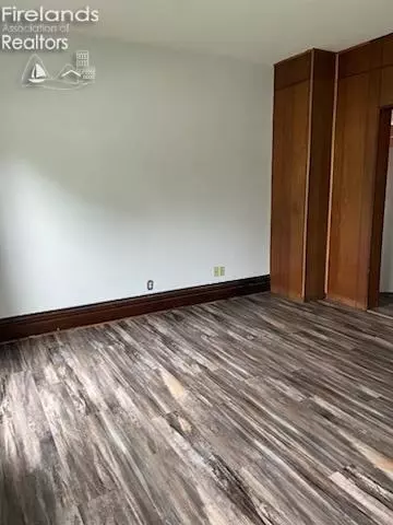 16 Circular St, Tiffin, OH 44883 photo 8