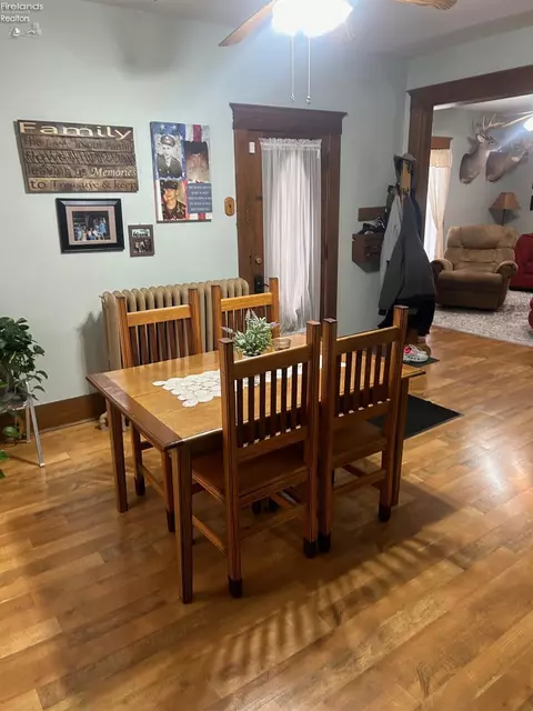 414 Park St, Willard, OH 44890 photo 14