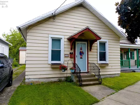 1106 W Monroe St, Sandusky, OH 44870