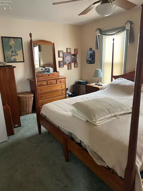 3359 Liberty Rd, Willard, OH 44890 photo 16