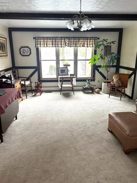 3359 Liberty Rd, Willard, OH 44890 photo 9
