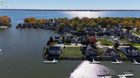 3806 E Baycliffs, Marblehead, OH 43440 photo 8