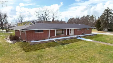 208 Spruce St, Sandusky, OH 44870