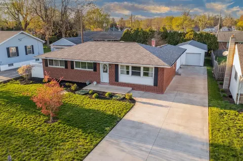 812 Bush St, Fremont, OH 43420