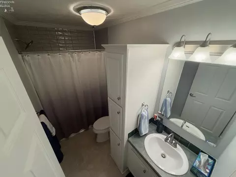 5580 E Windjamer Ave, Marblehead, OH 43440 photo 34