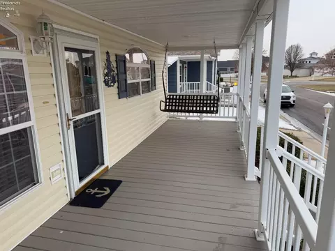 5580 E Windjamer Ave, Marblehead, OH 43440 photo 13