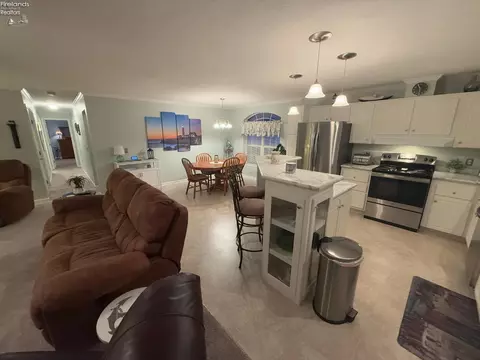 5580 E Windjamer Ave, Marblehead, OH 43440 photo 14