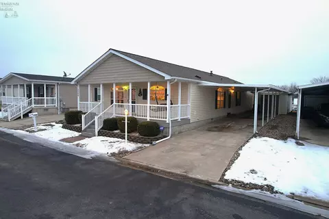 5580 E Windjamer Ave, Marblehead, OH 43440 photo 49