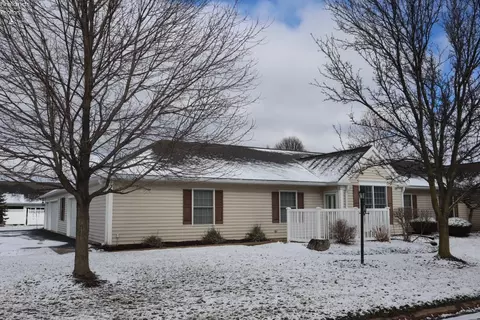 7 Deer Track Trl #A, Norwalk, OH 44857