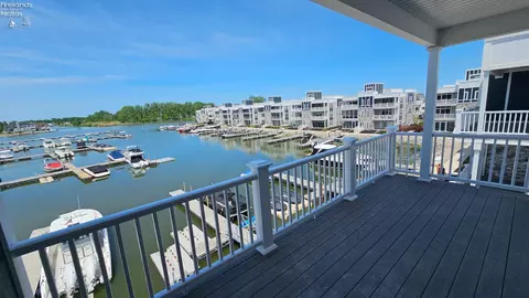 2699 S Harbor Bay Dr #1312, Marblehead, OH 43440