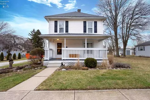 127 Arch St, Clyde, OH 43410