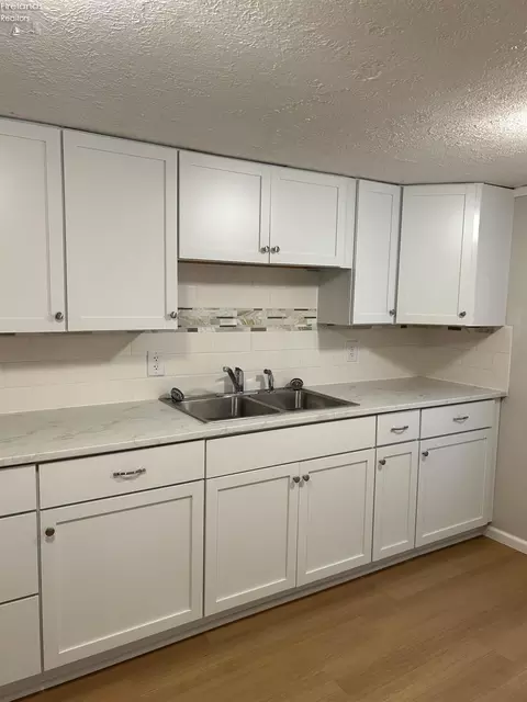 Kitchen - 226 E Monroe, Sandusky, OH 44870 photo 2 of 2