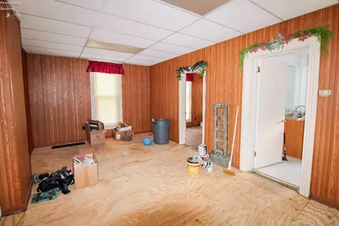 Living - 116 E 4th St, Elyria, OH 44035 photo 2 of 2