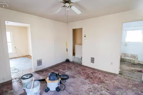 Living - 116 E 4th St, Elyria, OH 44035 photo 1 of 2