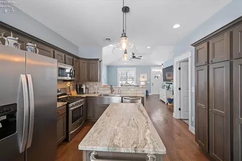 2091 S Bayview Dr, Marblehead, OH 43440 photo 11