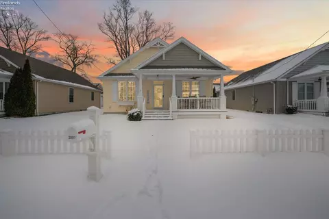 2091 S Bayview Dr, Marblehead, OH 43440