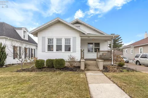 410 Harrison St, Port Clinton, OH 43452