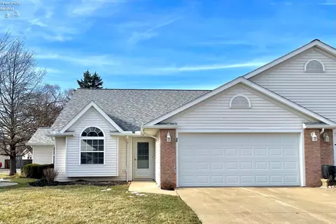 4 Blossom Dr, Norwalk, OH 44857