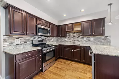 299 Valley View Dr, Huron, OH 44839 photo 10