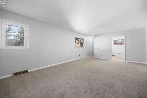 299 Valley View Dr, Huron, OH 44839 photo 24