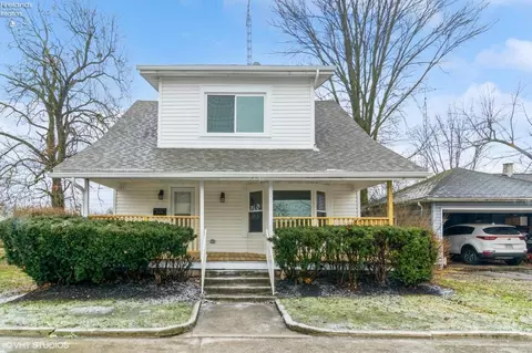 249 W Lytle St, Fostoria, OH 44830
