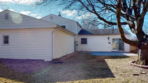 49 Crestwood Dr, Willard, OH 44890 photo 5
