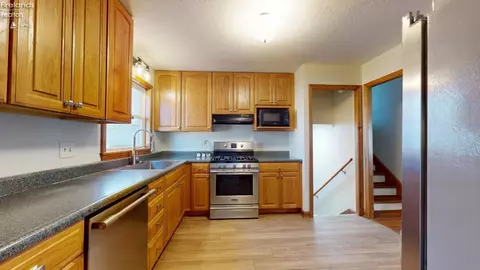 49 Crestwood Dr, Willard, OH 44890 photo 8