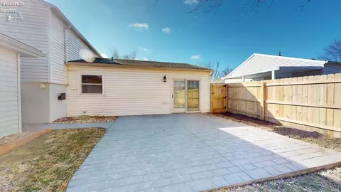 49 Crestwood Dr, Willard, OH 44890 photo 33