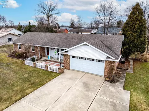 450 County Road 108, Fremont, OH 43420