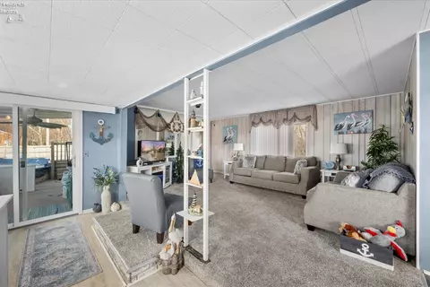 167 N Christopher Dr, Marblehead, OH 43440 photo 8