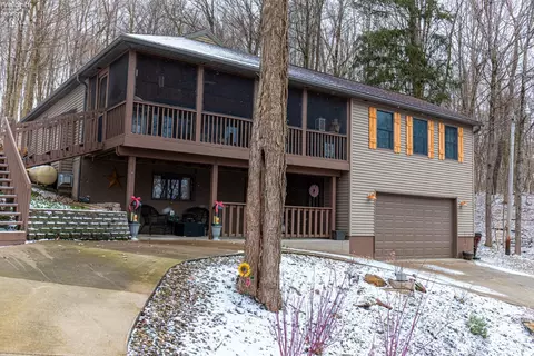 372 W Shore Dr, Lucas, OH 44843