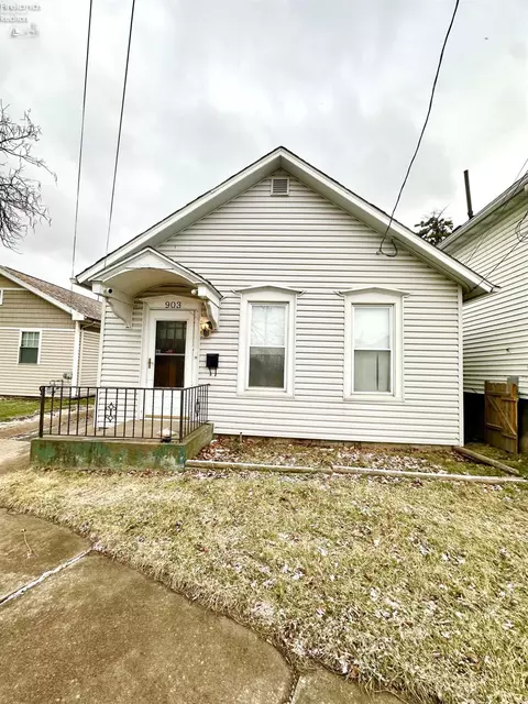 903 Sycamore Line, Sandusky, OH 44870