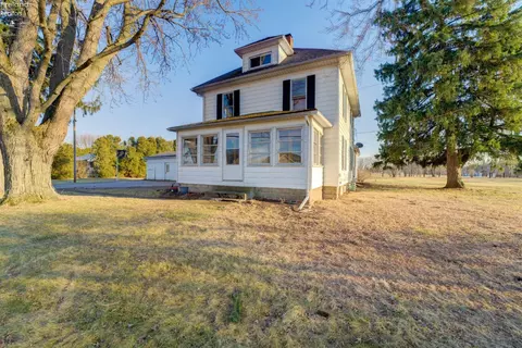 3255 Limerick Rd, Clyde, OH 43410