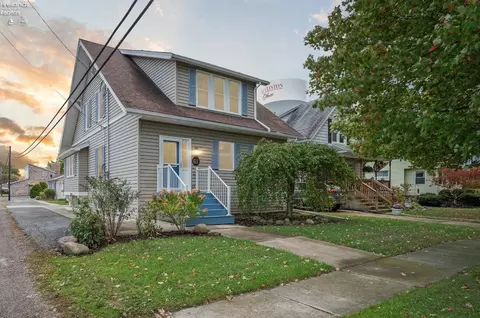 611 Madison St, Port Clinton, OH 43452