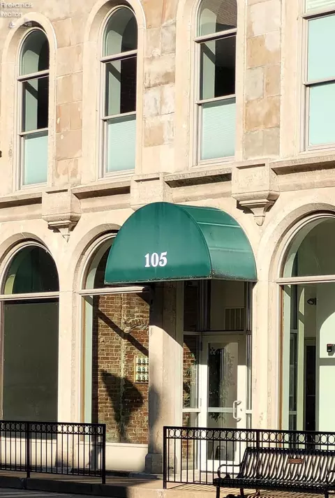 105 W Water #2 B, Sandusky, OH 44870