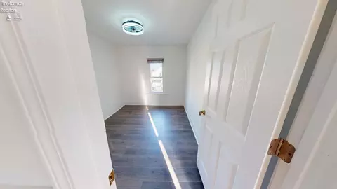 316 Park St, Willard, OH 44890 photo 21