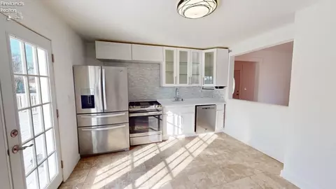 316 Park St, Willard, OH 44890 photo 12