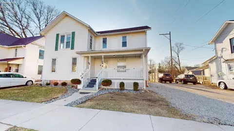 316 Park St, Willard, OH 44890 photo 2