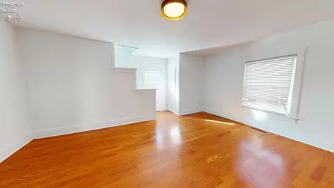 316 Park St, Willard, OH 44890 photo 8