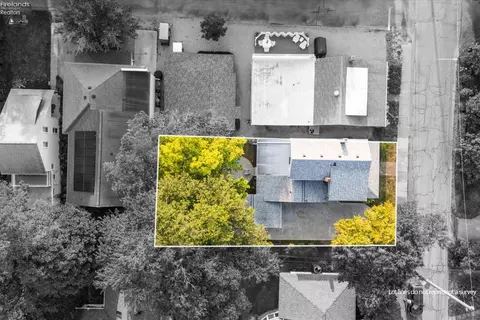 View/Area - 508 E 2nd St, Lakeside, OH 43440 photo 1 of 7