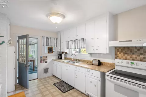 Kitchen - 508 E 2nd St, Lakeside, OH 43440 photo 2 of 2