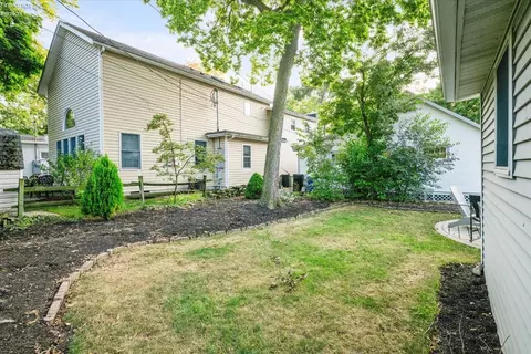 Exterior - 508 E 2nd St, Lakeside, OH 43440 photo 7 of 10